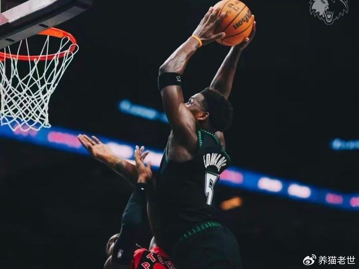 76人核心恩比德手术或致季后赛前景堪忧